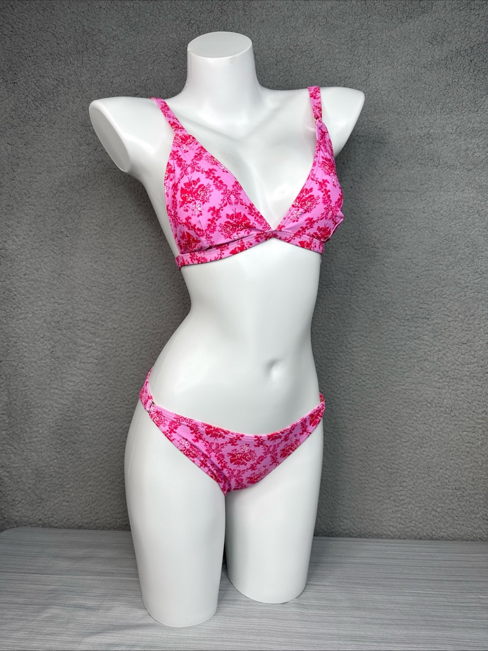 ZAFUL Floral Swimsuit 2 Piece Triangle String High Cut Bikini Set Sz S NWT